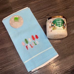 Christmas/ Winter Candle & Hand Towel Set